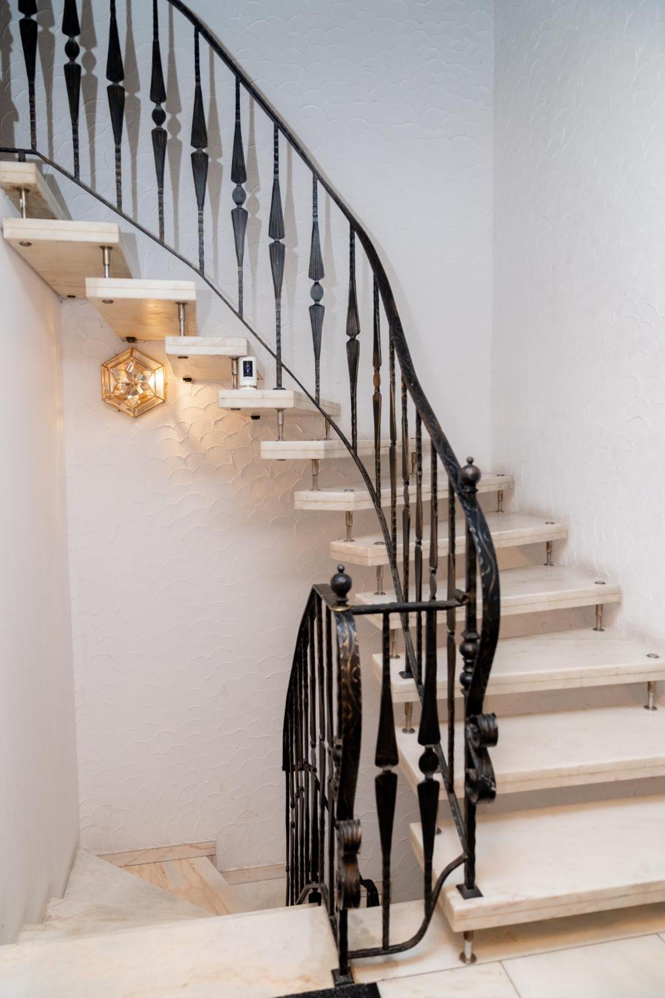 Hotel Zum Hahn Garbsen Εξωτερικό φωτογραφία