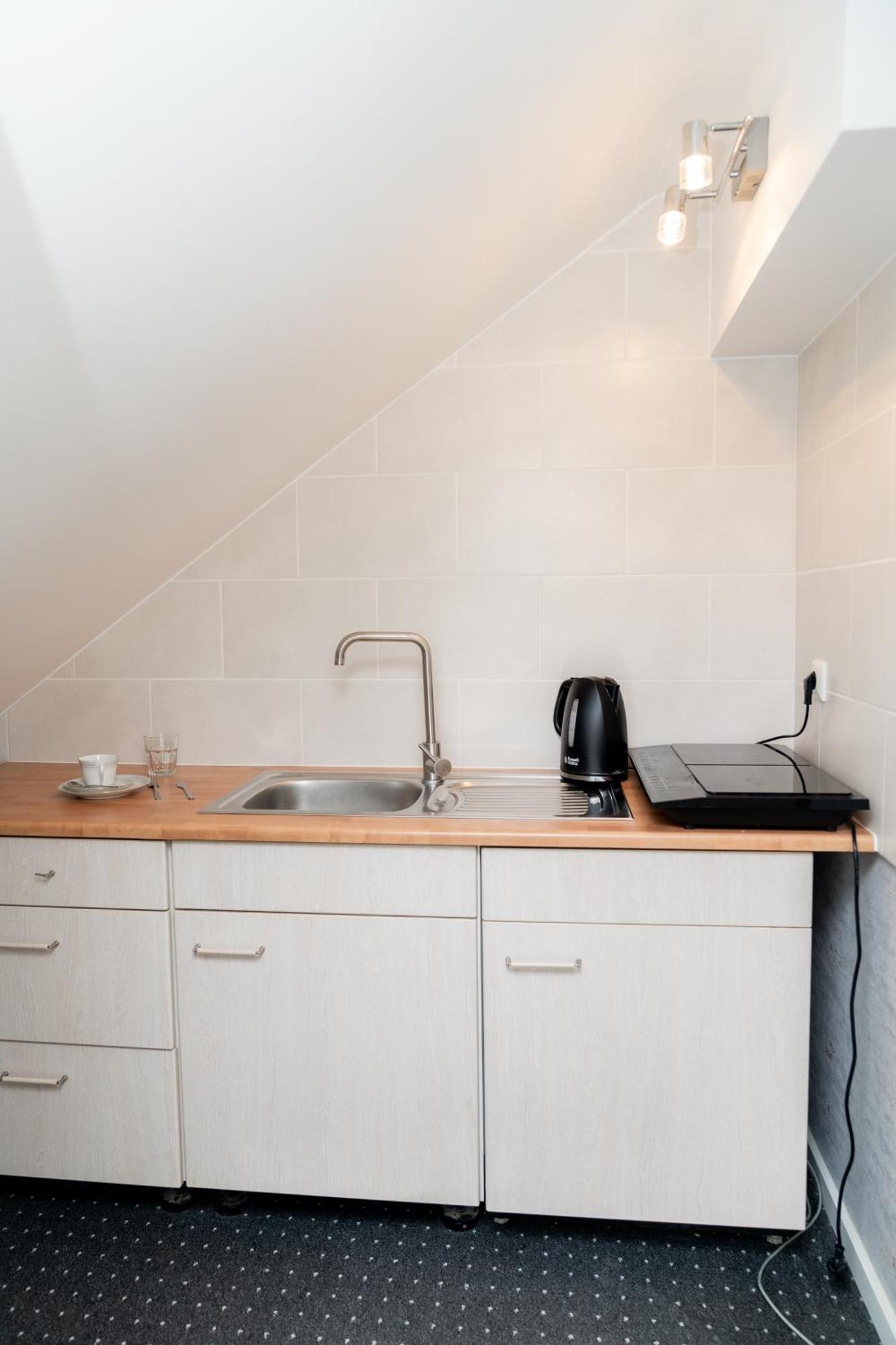 Hotel Zum Hahn Garbsen Εξωτερικό φωτογραφία