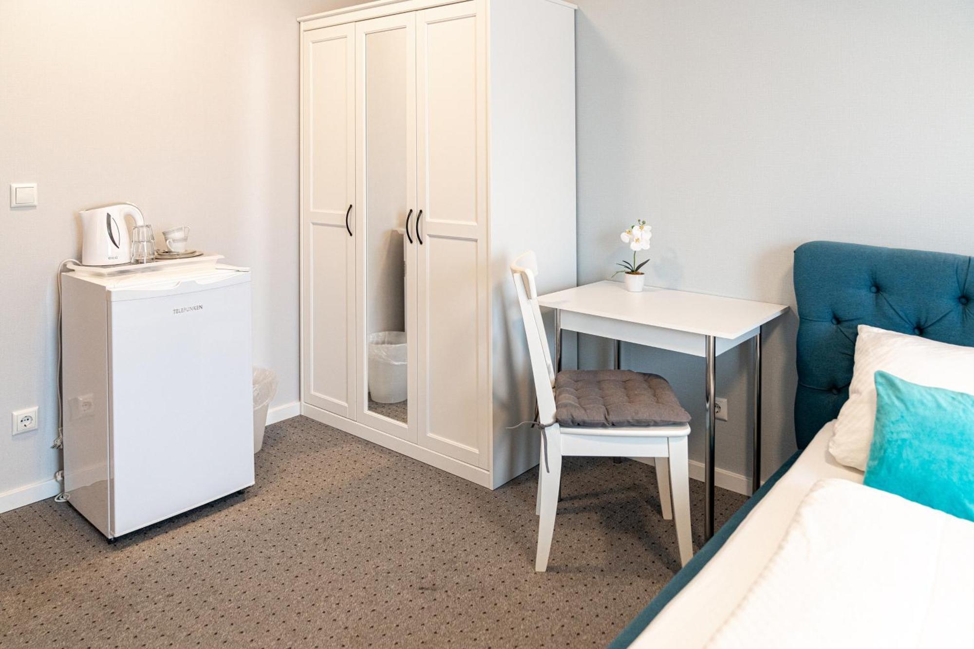 Hotel Zum Hahn Garbsen Εξωτερικό φωτογραφία