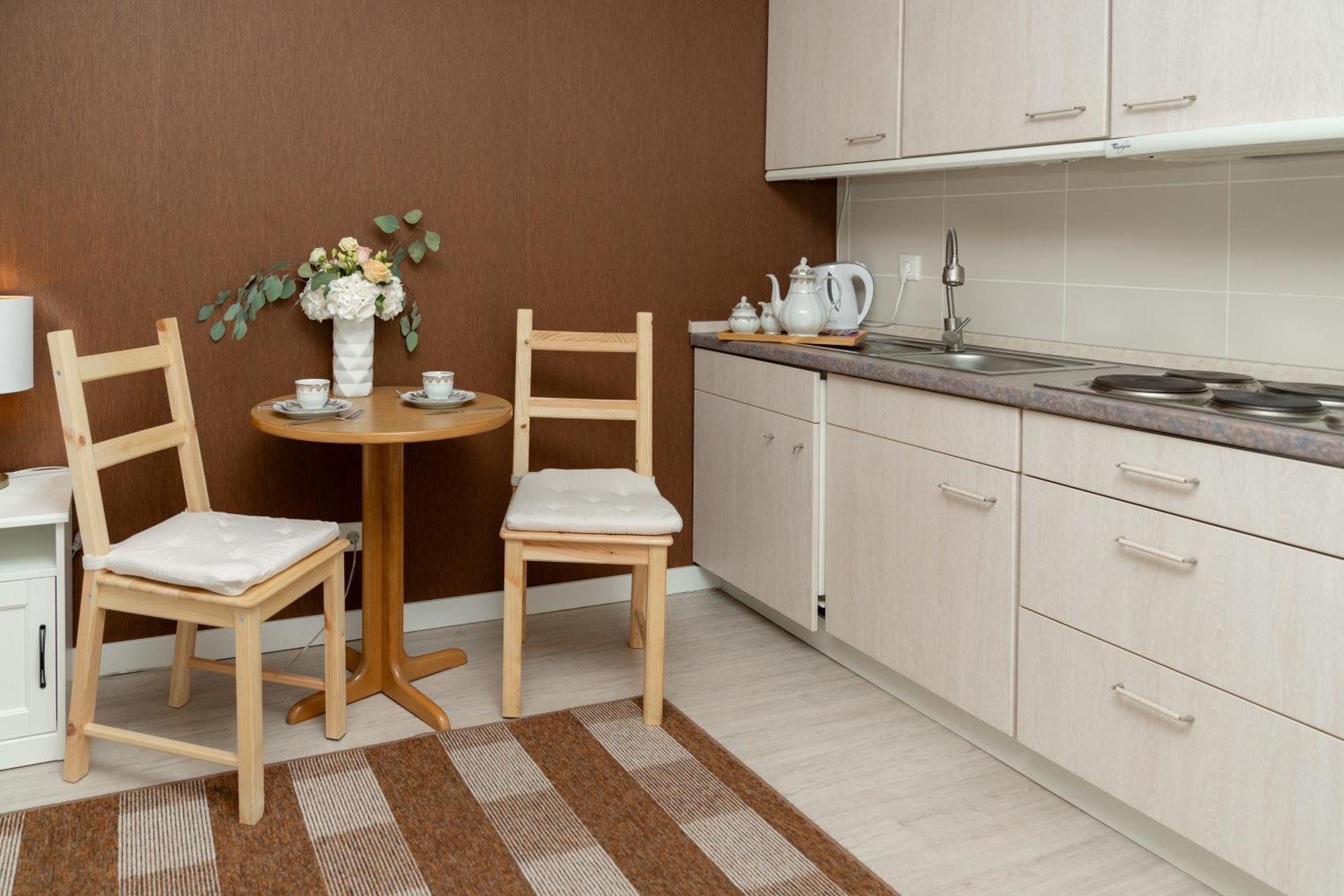 Hotel Zum Hahn Garbsen Εξωτερικό φωτογραφία